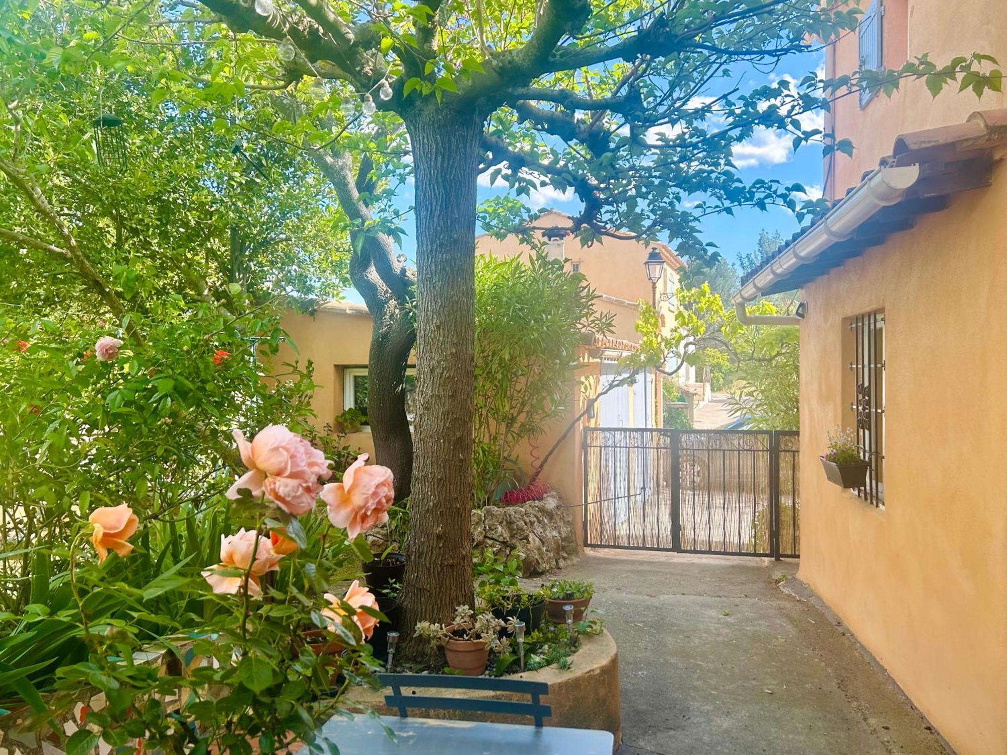 La Glycine Appartement *